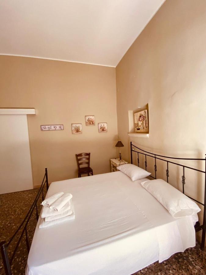 B&B Quasimare Porto Cesareo Eksteriør billede