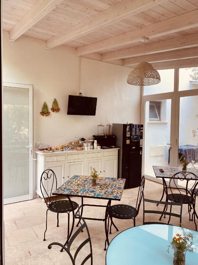 B&B Quasimare Porto Cesareo Eksteriør billede